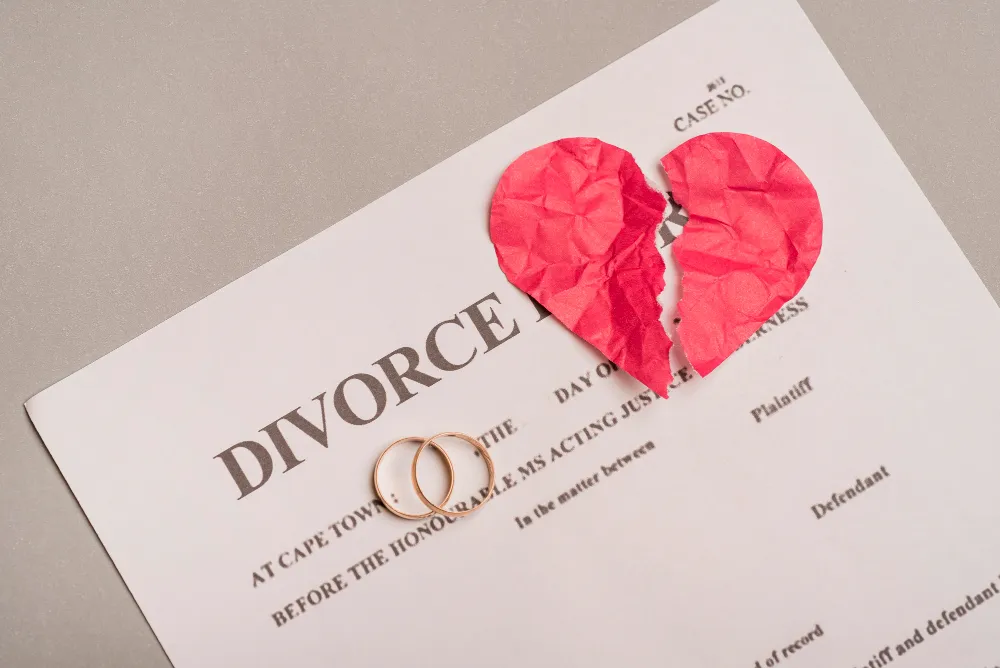 Cross-Border Divorce legal risks